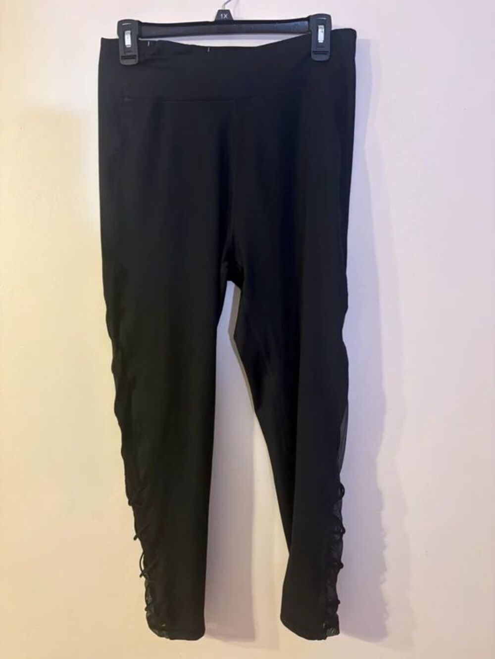 Victoria secret Lace Up black Leggings Sz 14